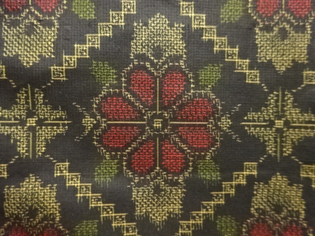 JAPANESE KIMONO / ANTIQUE ENSEMBLE KIMONO / SILK / DORO OSHIMA TSUMUGI / WOVEN FLOWER